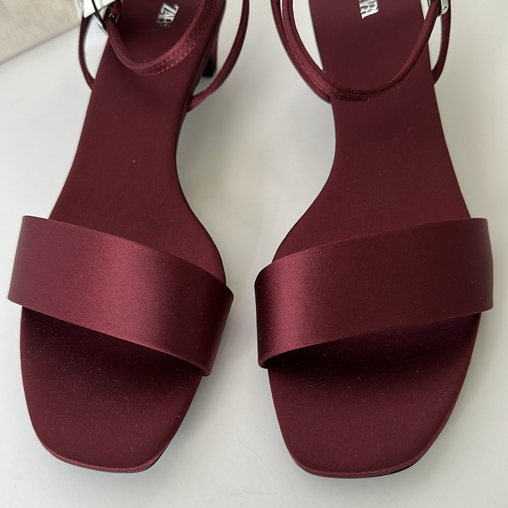 Zara Women’s Deep Red Strappy Sandals Size 6.5 - Picture 5 of 16